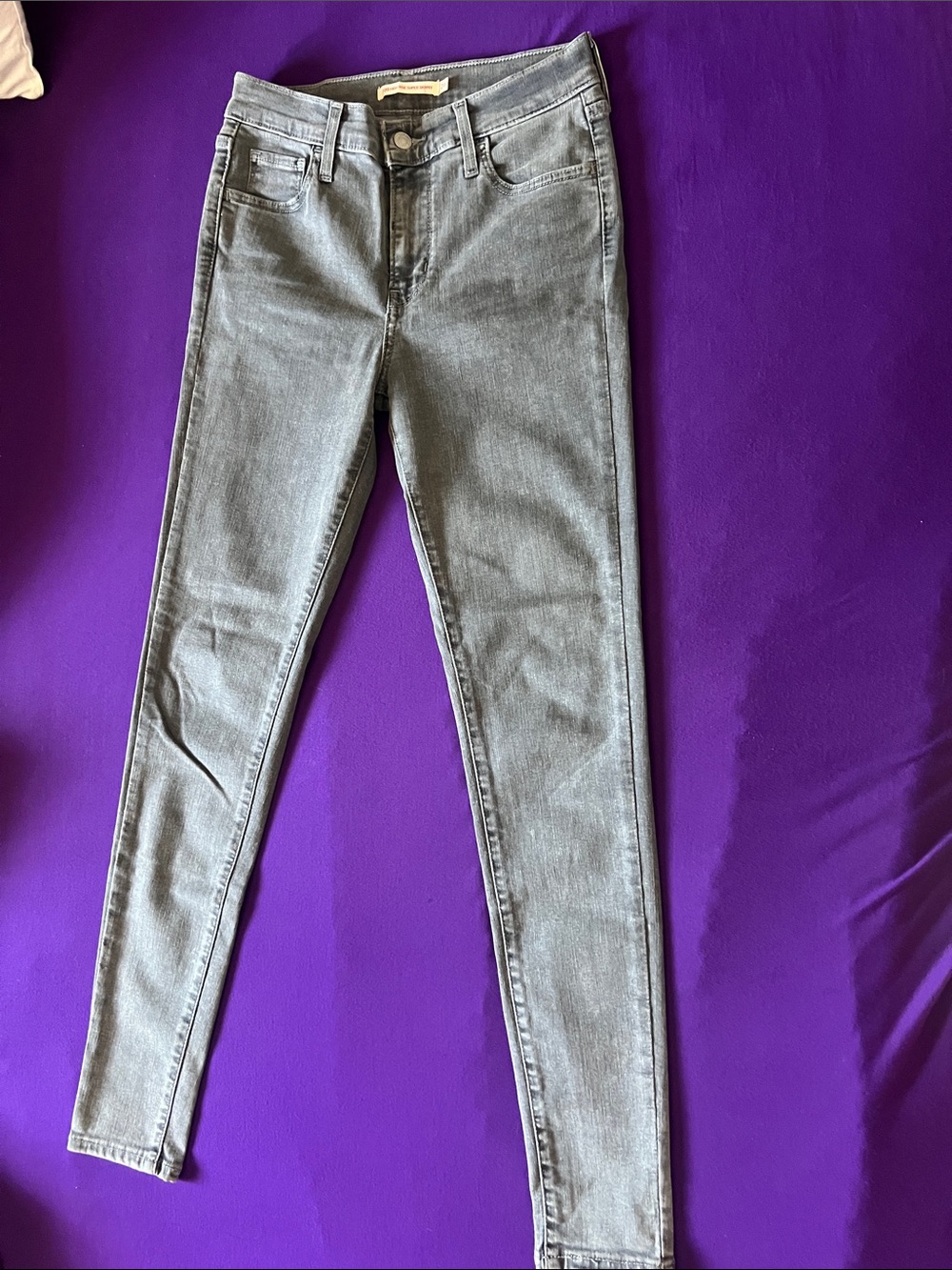 Women’s Levi’s jeans size 26 grey color